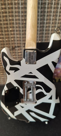 EDDIE VAN HALEN- 1981 Fair Warning 