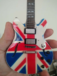 NOEL GALLAGHER (OASIS)-Union Jack Supernova 1:4 Scale Replica Guitar~New in Box~